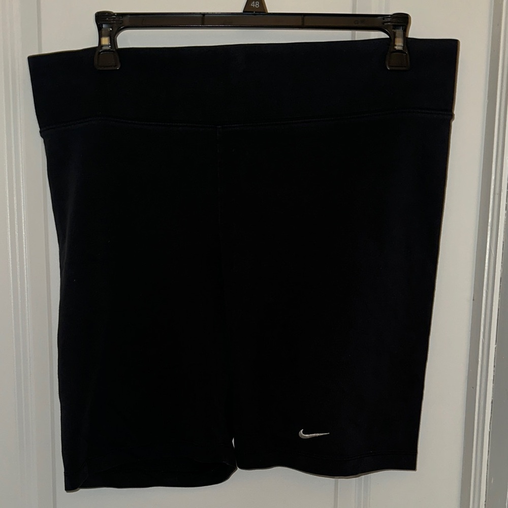 Nike Black Women's Bike Shorts with Silver Swoosh